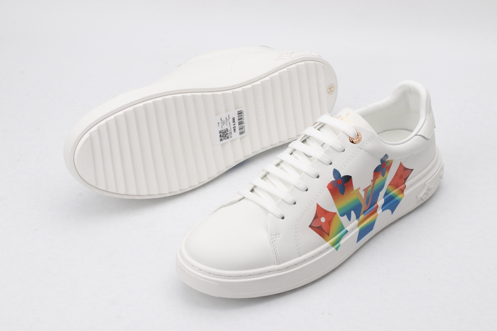 L*V SNEAKER